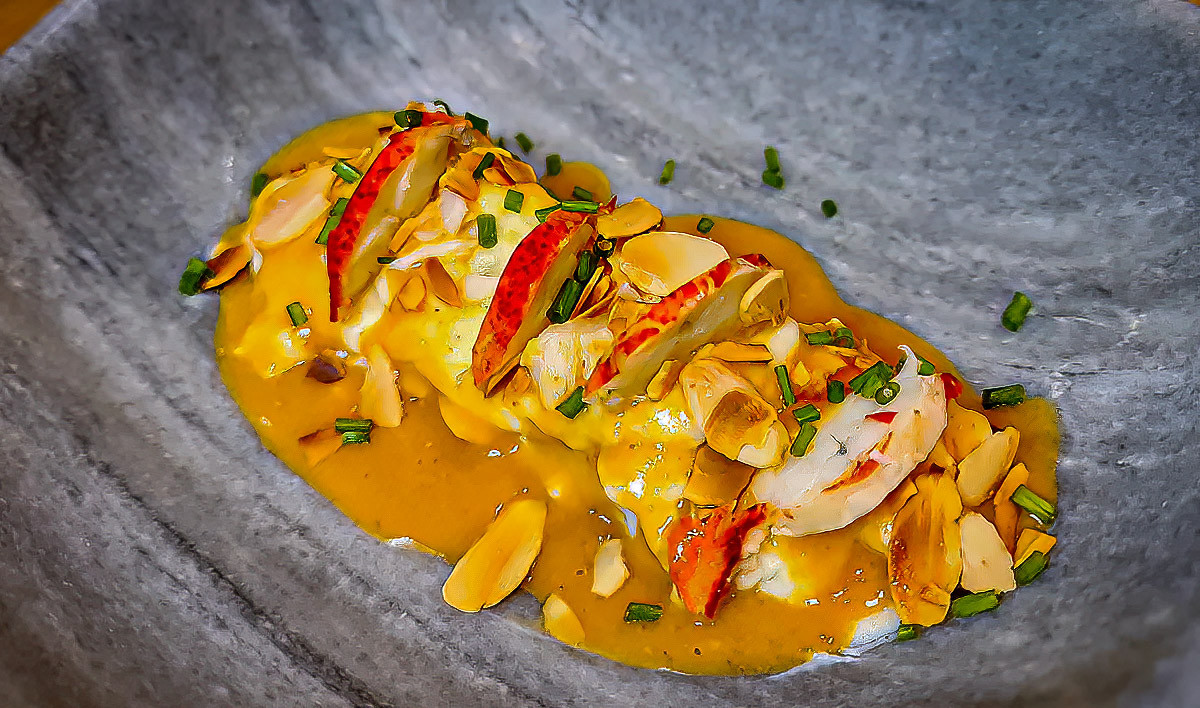 Canelones de Marisco y Crema de Bogavante