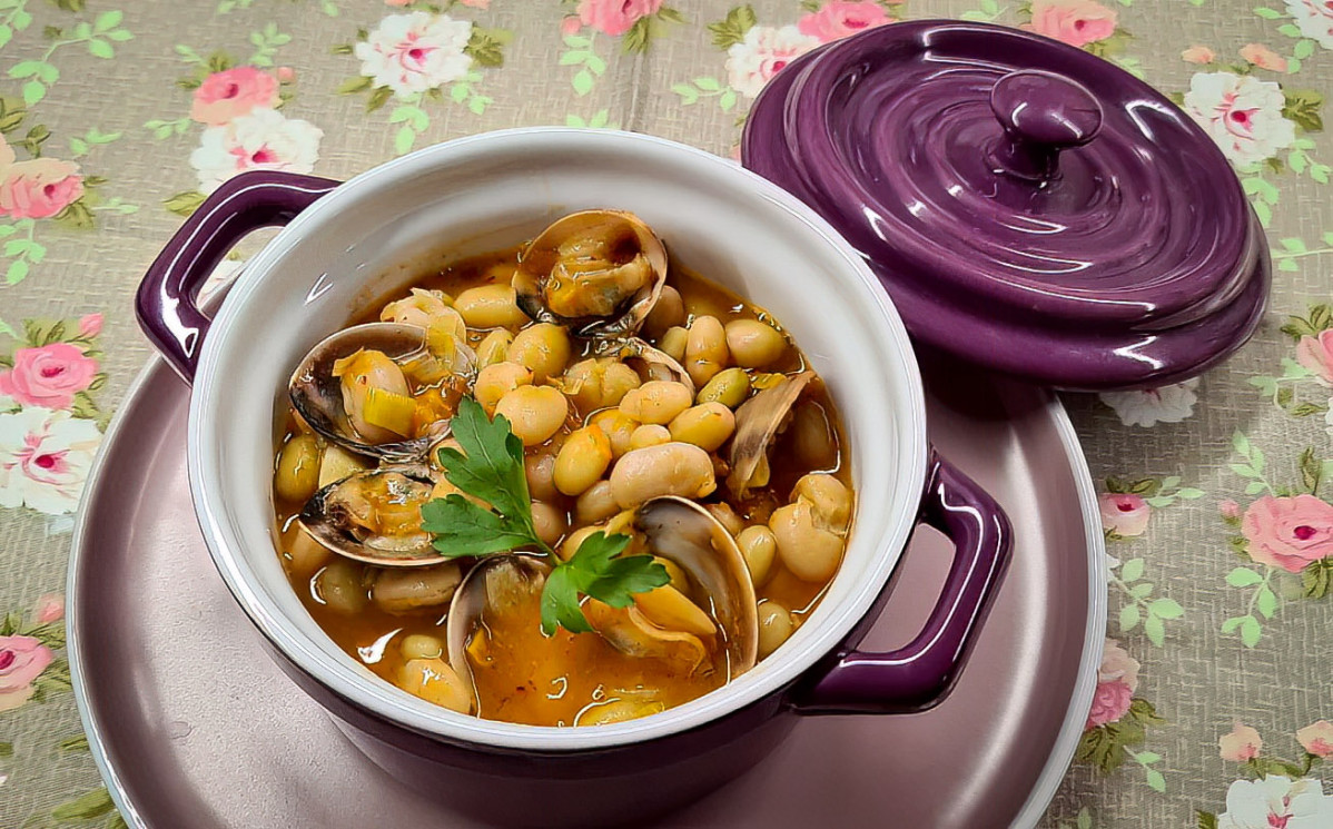 Pochas con Almejas Express